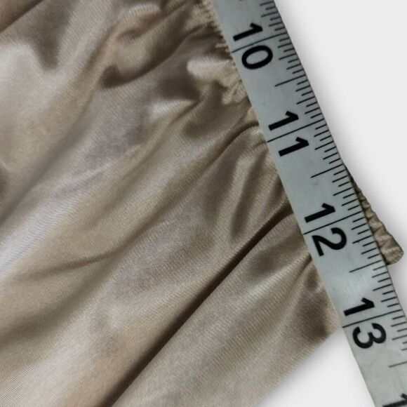 Vtg Vanity Fair Womens Half Slip Sz Large Champagne Beige Nylon Pull On - Picture 9 of 10